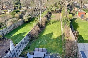 Photo 16- click for photo gallery